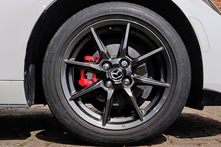 Painting the brake calipers